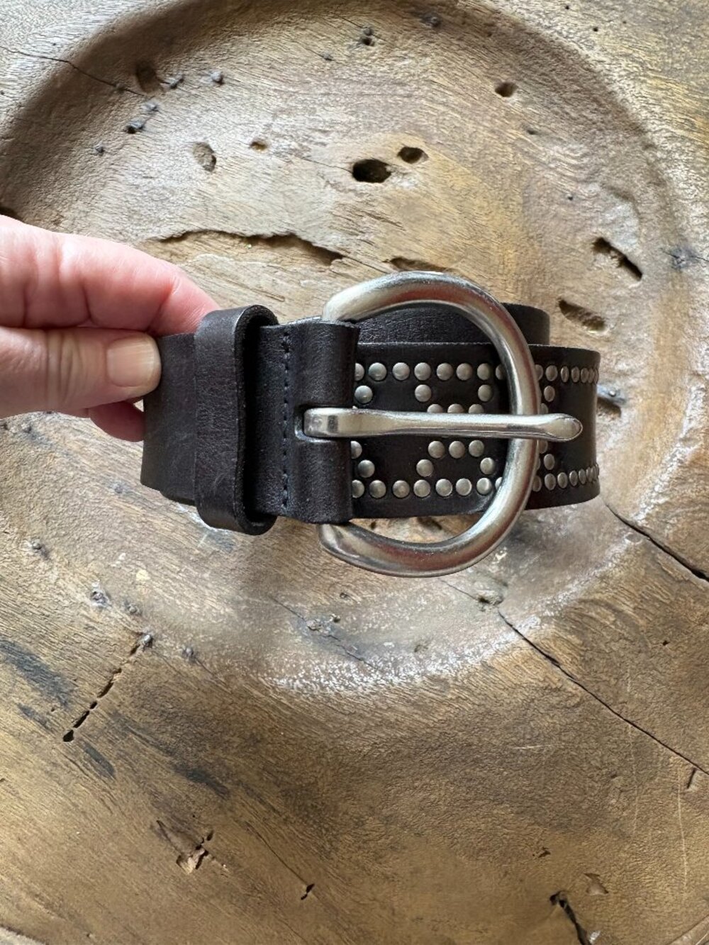 Fossil studded leather women's belt 1.75 inches wide size medium